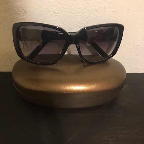 Gucci Sunglasses - Picture 1 of 6